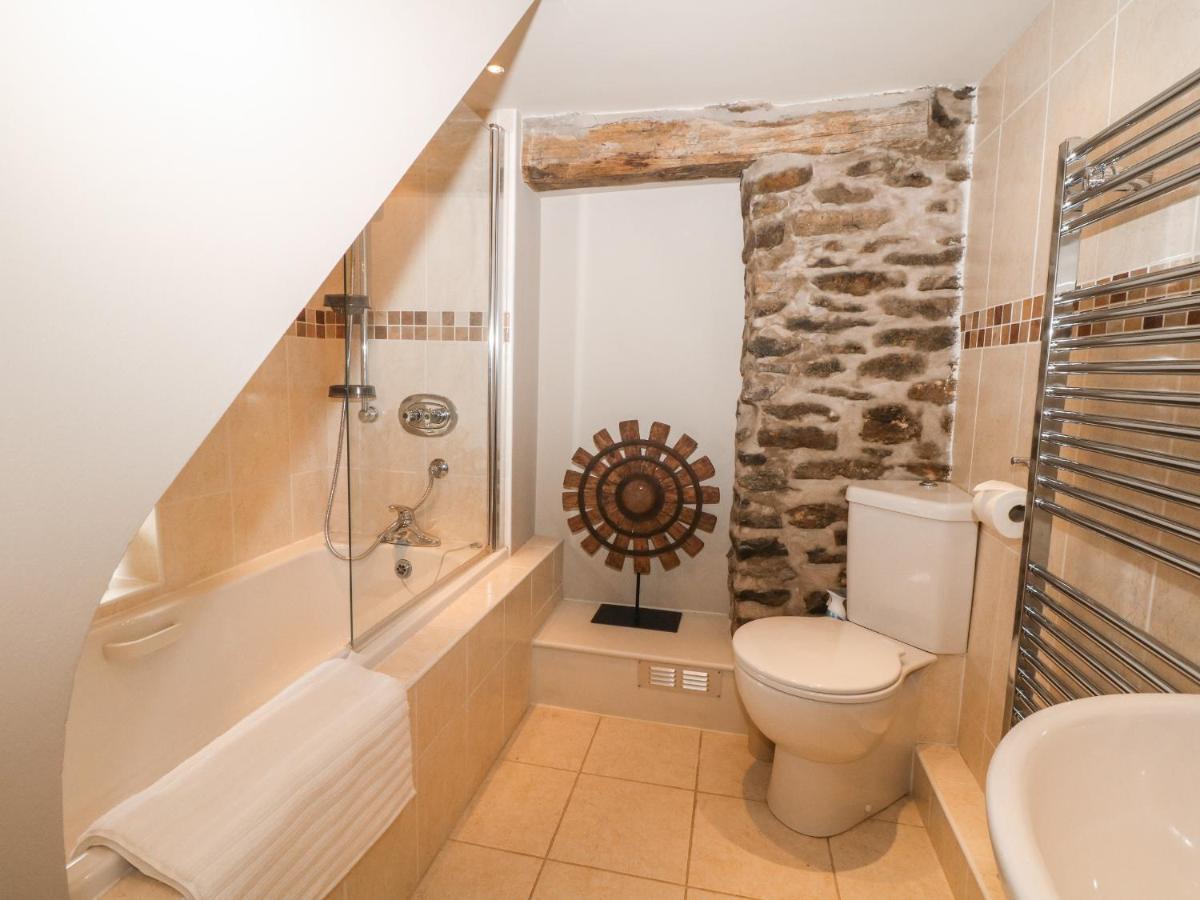 Brookhouse Holiday home